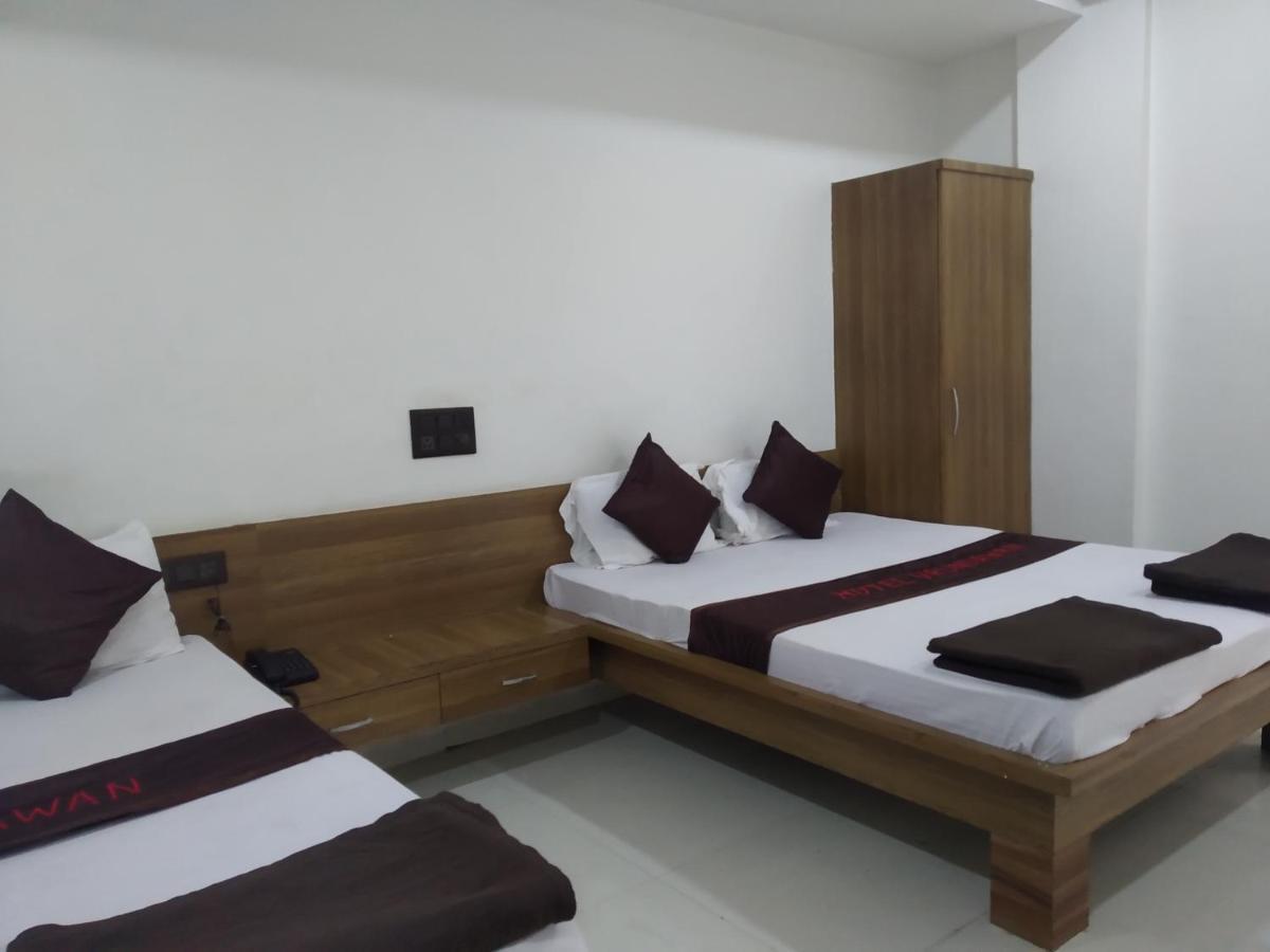 Hotel Vrundavan Pune Exteriör bild